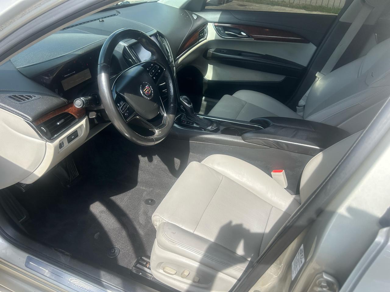 Cadillac ATS 4dr Sdn 2.0L Luxury RWD 2014
