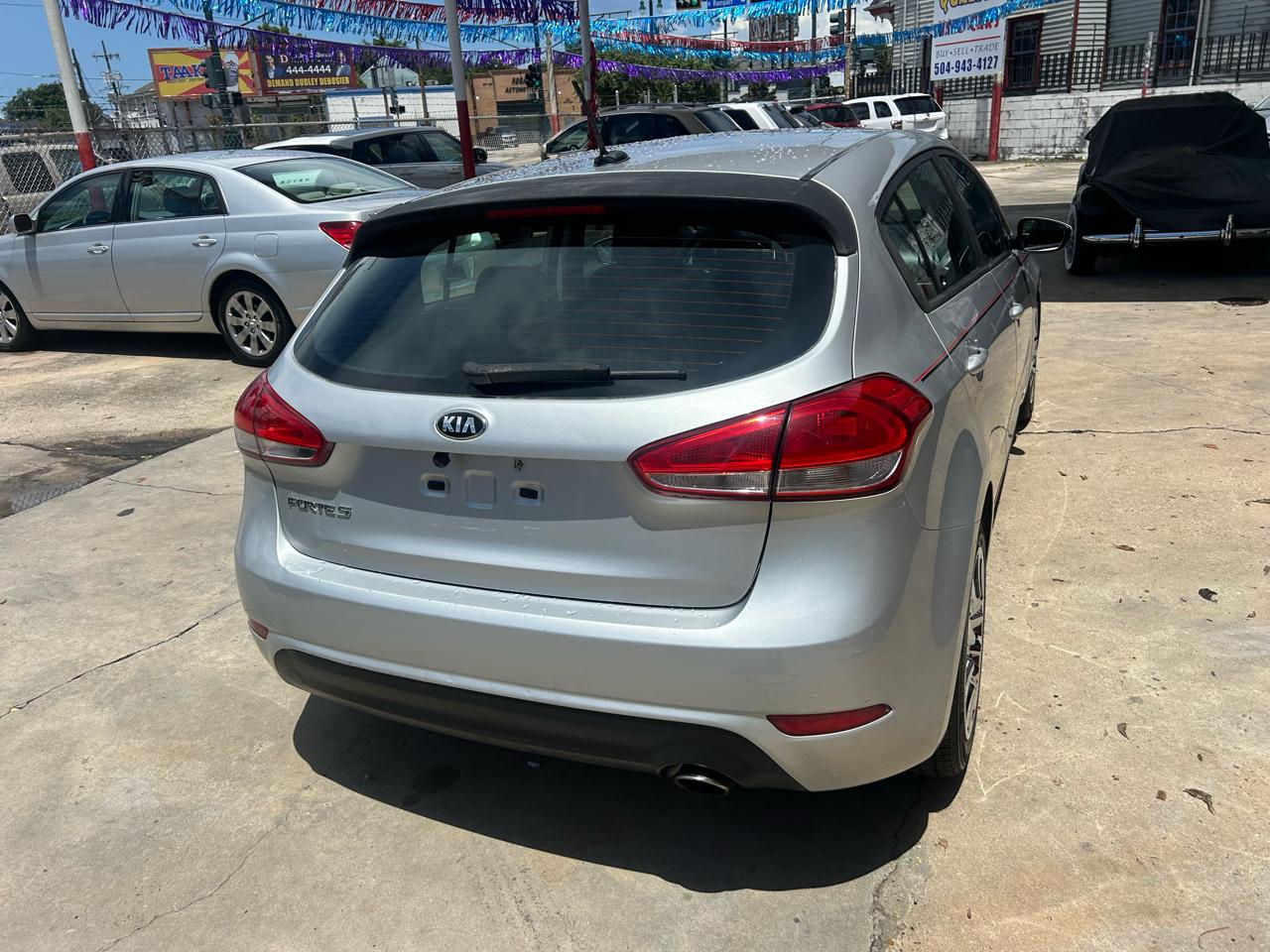 Kia Forte 5-Door 5dr HB Auto LX 2016