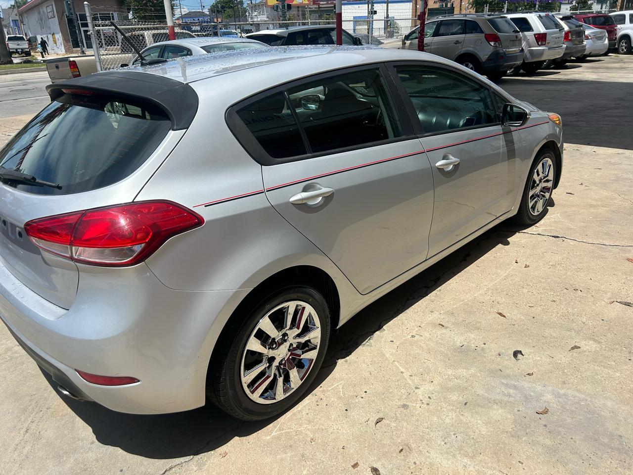 Kia Forte 5-Door 5dr HB Auto LX 2016