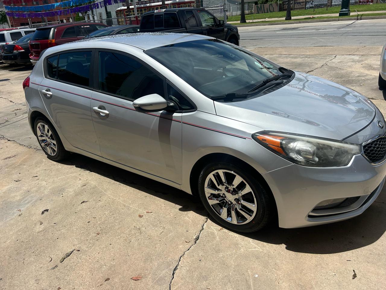 Kia Forte 5-Door 5dr HB Auto LX 2016