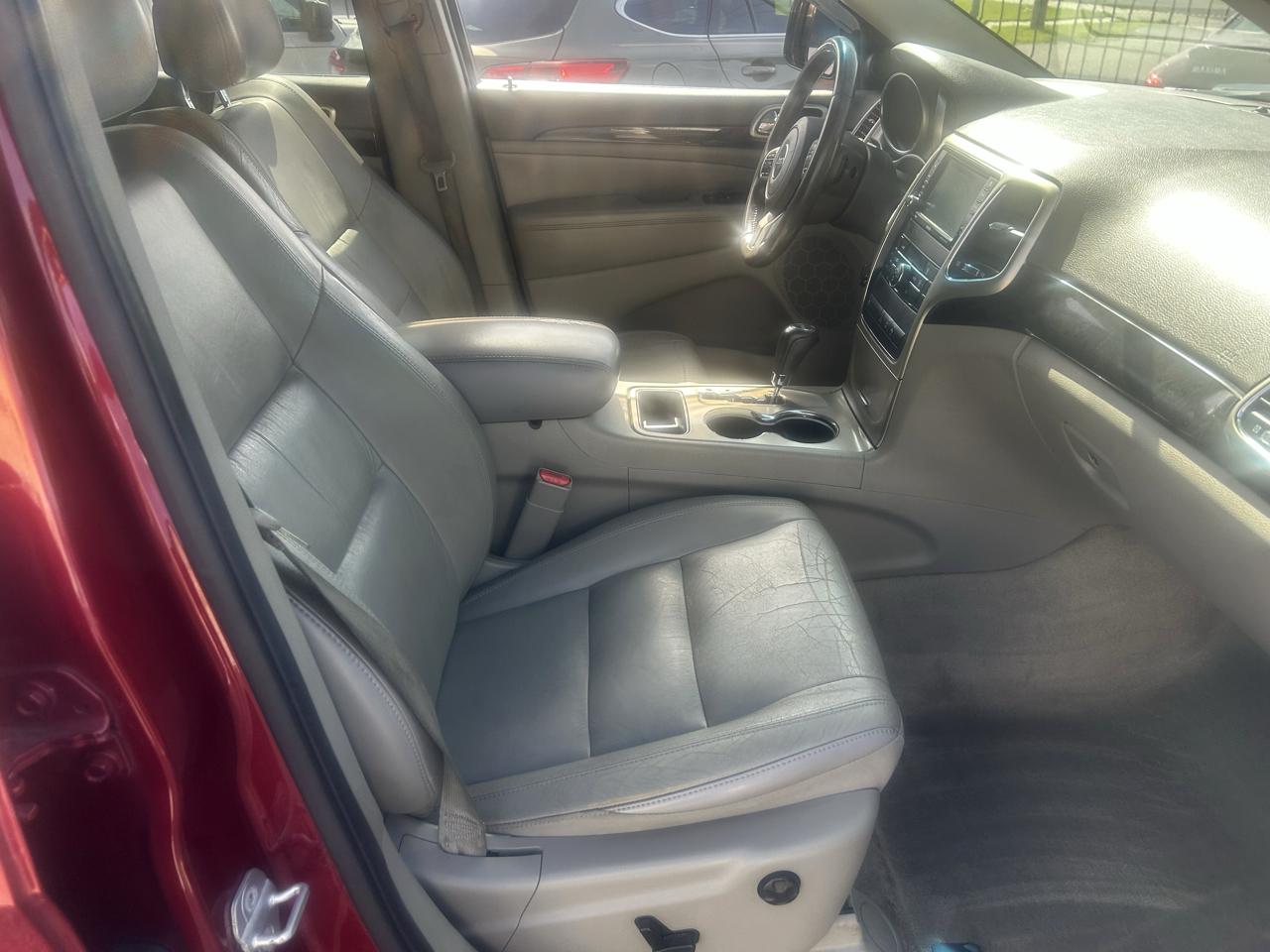 Jeep Grand Cherokee RWD 4dr Laredo 2013