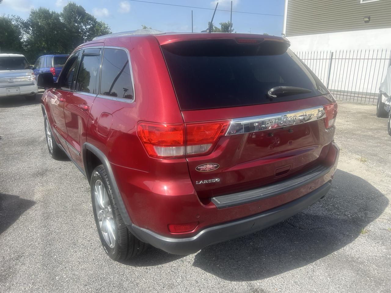 Jeep Grand Cherokee RWD 4dr Laredo 2013