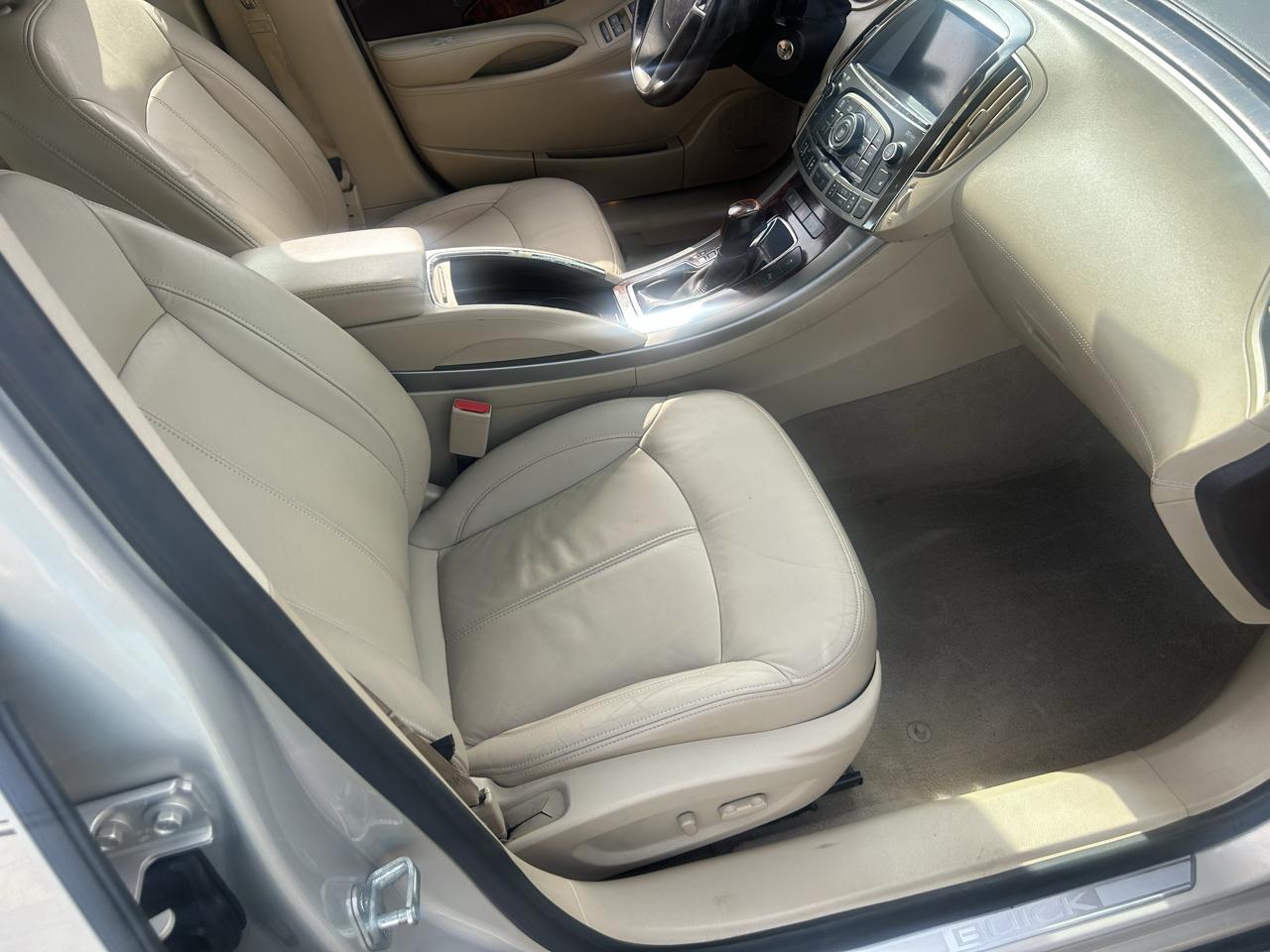 Buick LaCrosse 4dr Sdn Premium 1 FWD 2012