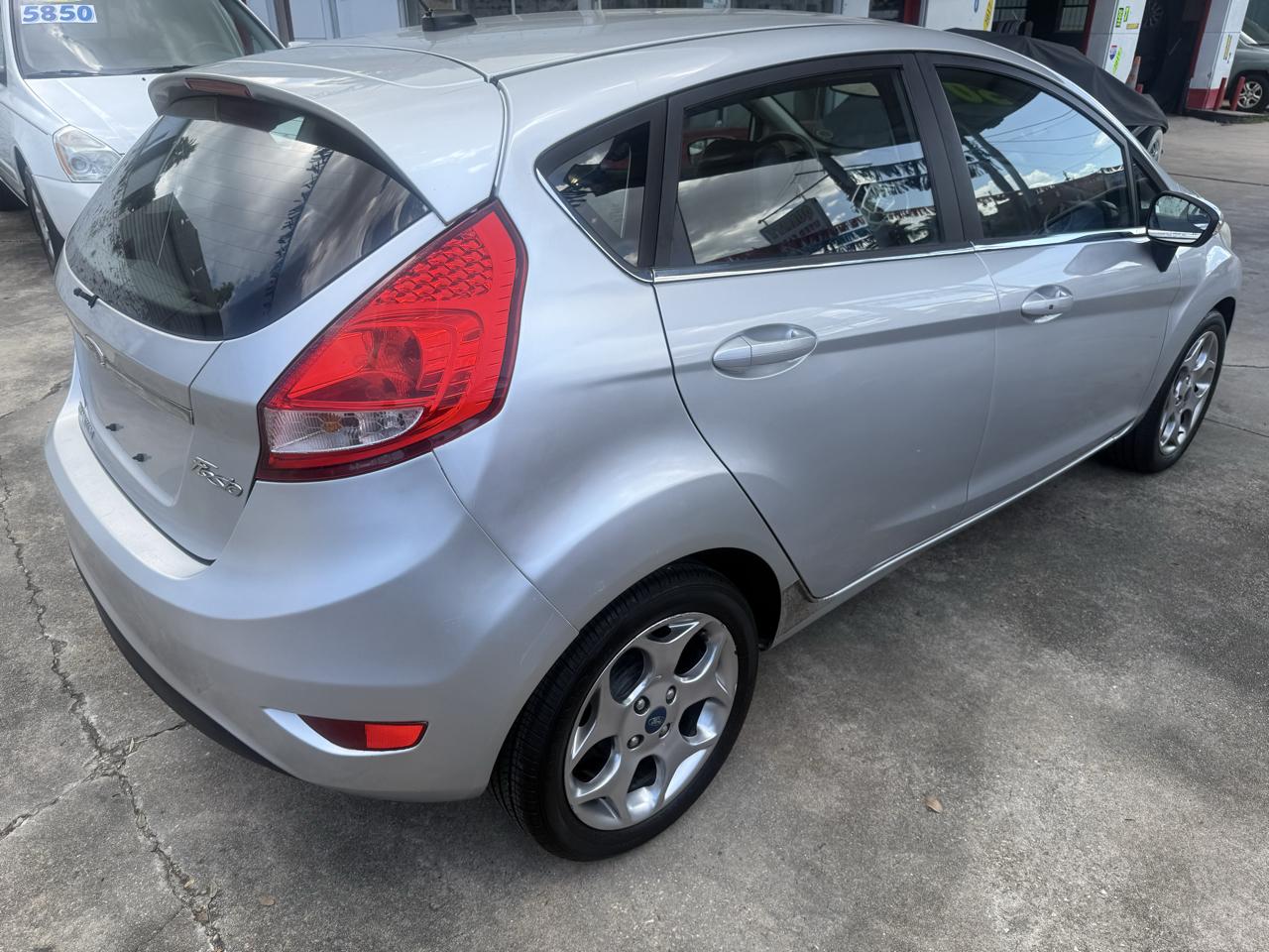 Ford Fiesta 5dr HB Titanium 2013