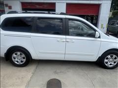 2008 Kia Sedona 