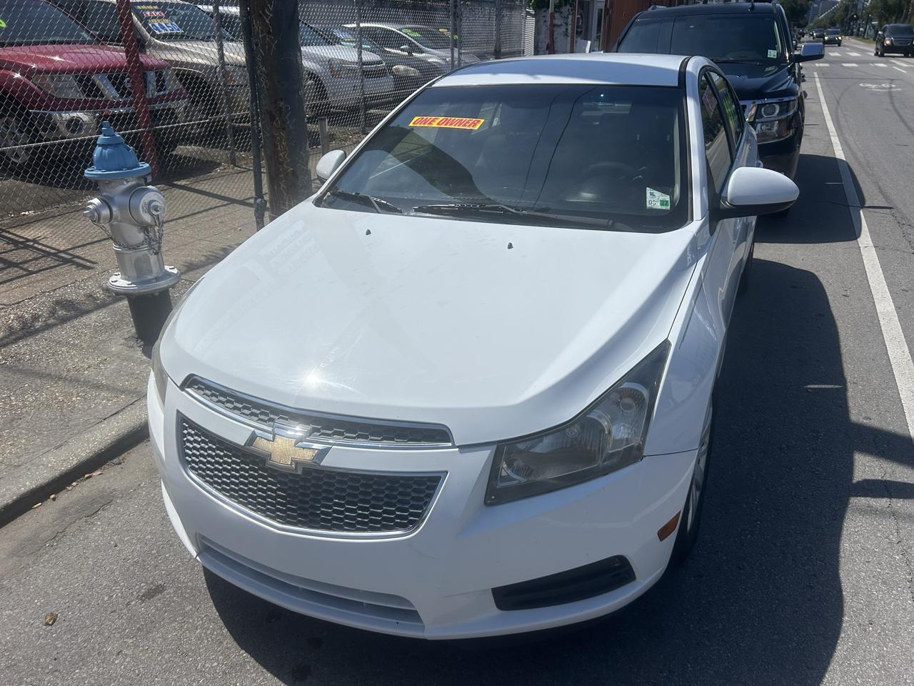 Chevrolet Cruze 4dr Sdn LT w/1LT 2011