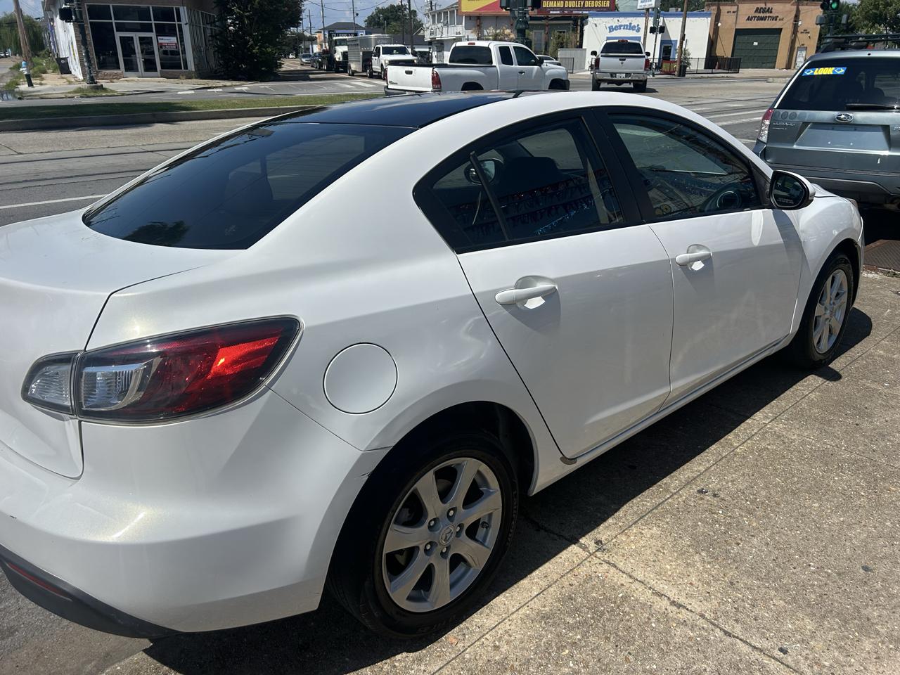 Mazda MAZDA3 4dr Sdn Auto i Touring 2010