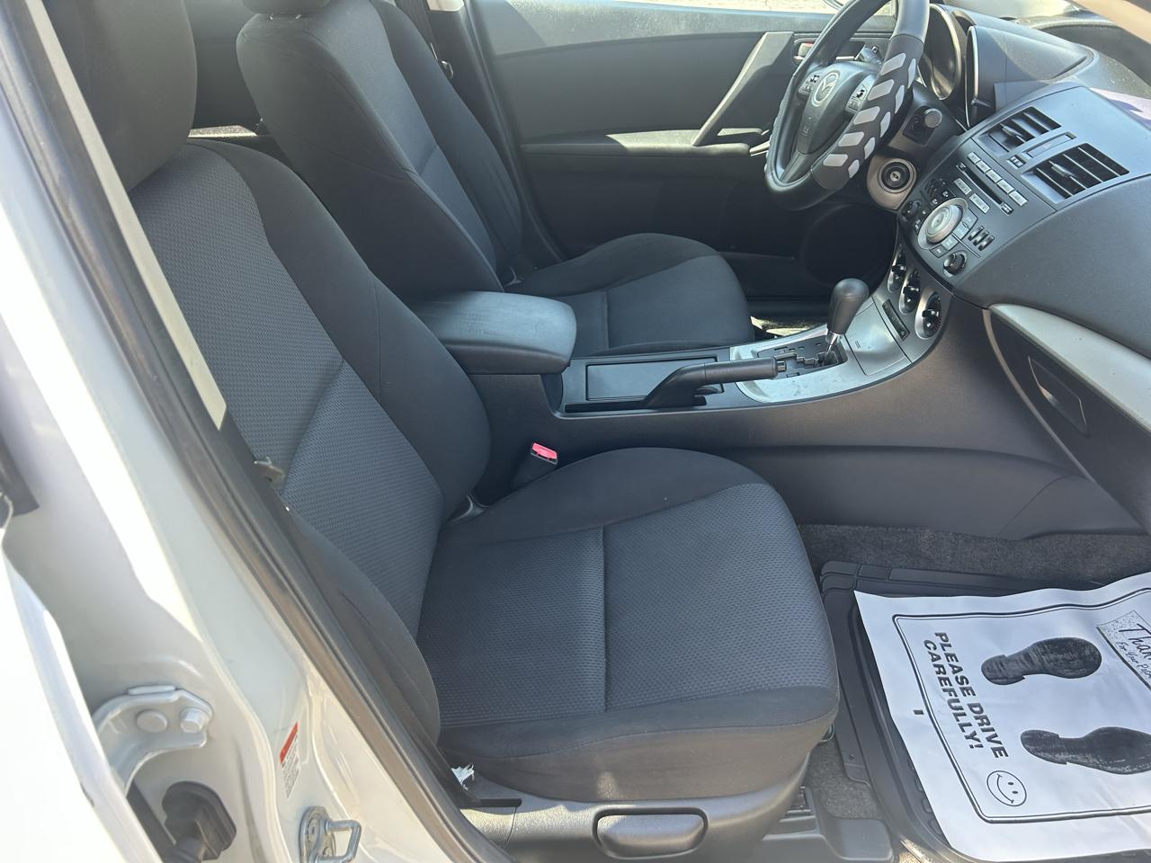 Mazda MAZDA3 4dr Sdn Auto i Touring 2010