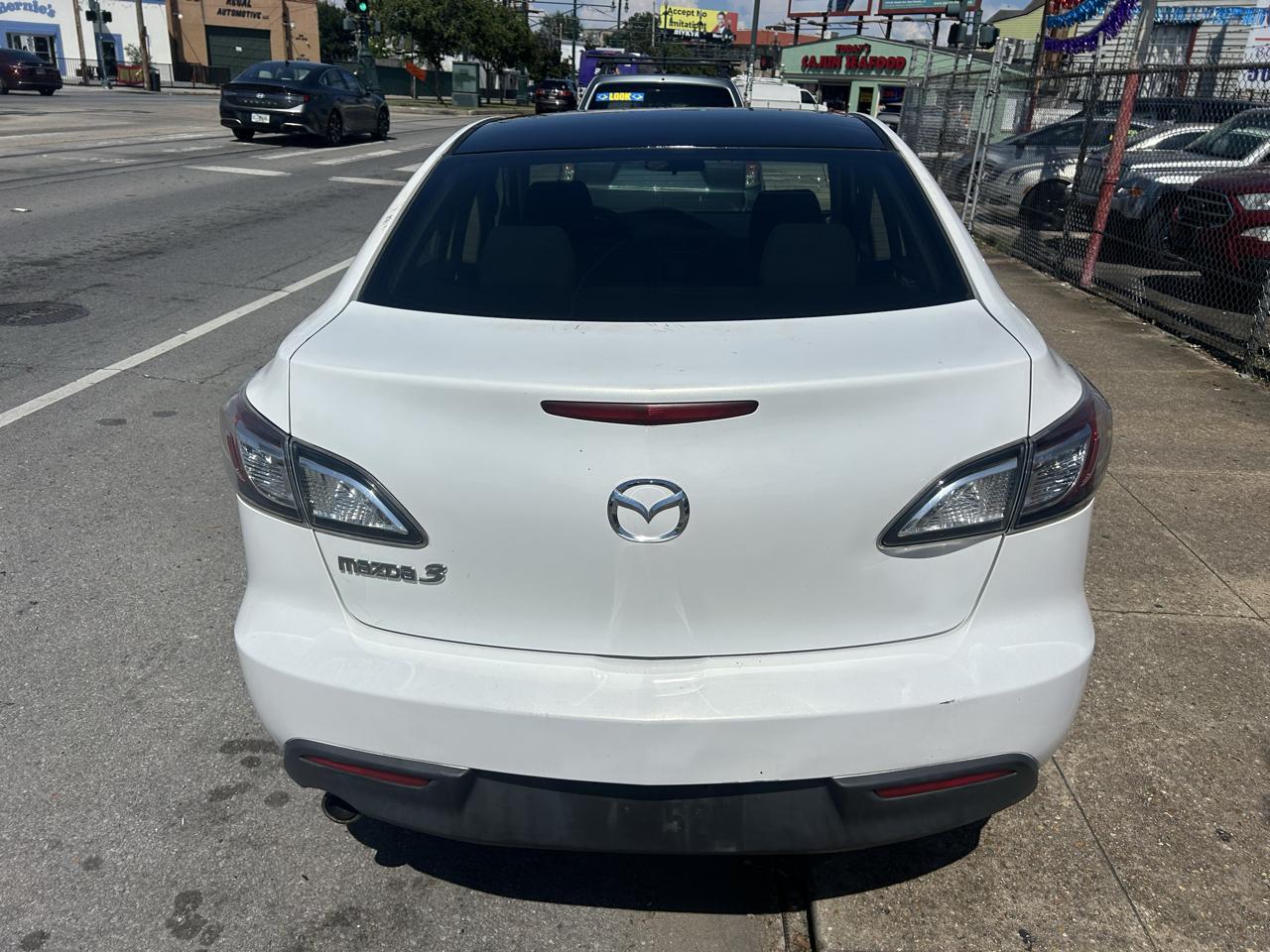 Mazda MAZDA3 4dr Sdn Auto i Touring 2010