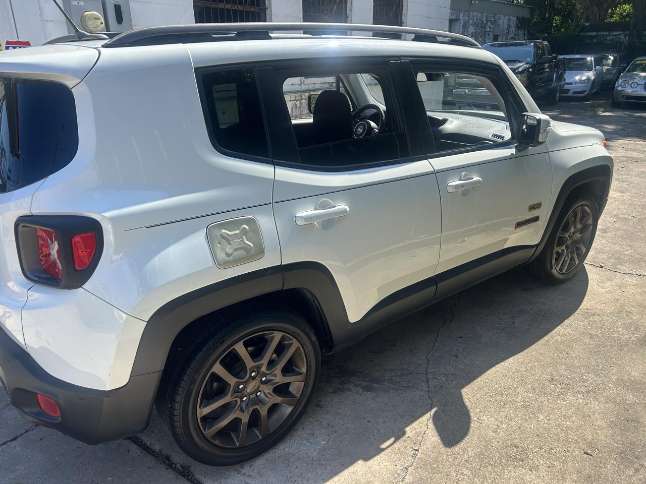 Jeep Renegade FWD 4dr 75th Anniversary 2016
