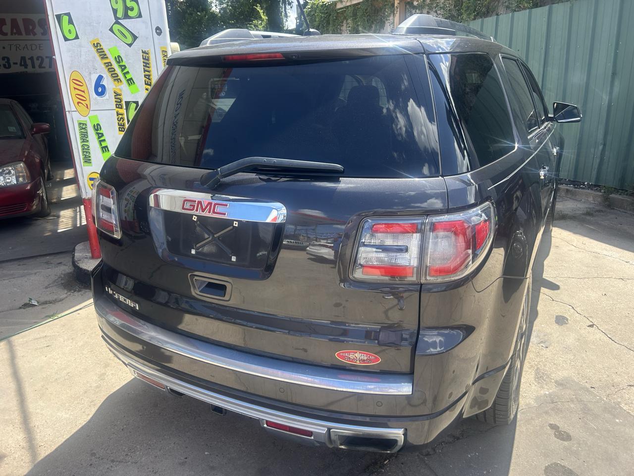 GMC Acadia FWD 4dr Denali 2015