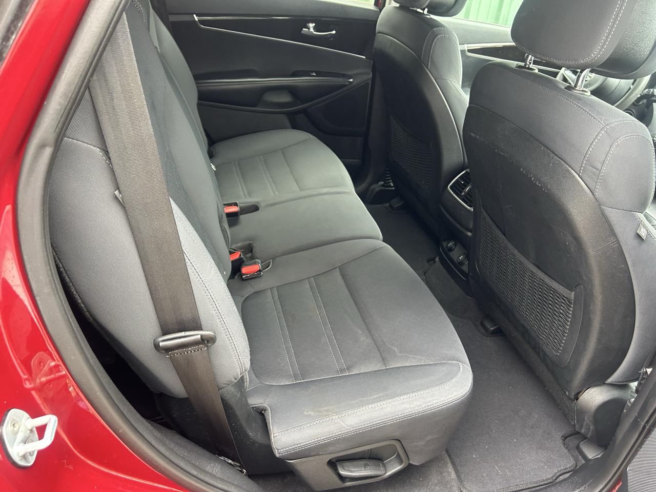 Kia Sorento FWD 4dr 2.4L LX 2016