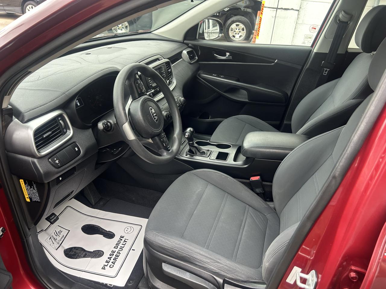 Kia Sorento FWD 4dr 2.4L LX 2016