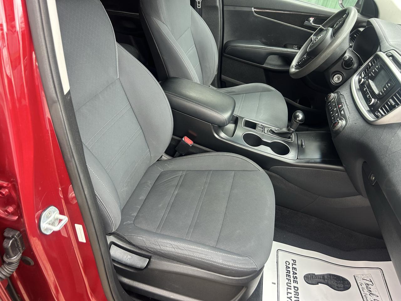Kia Sorento FWD 4dr 2.4L LX 2016
