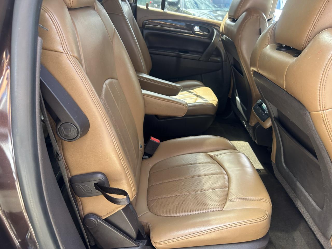 Buick Enclave AWD 4dr Leather 2015