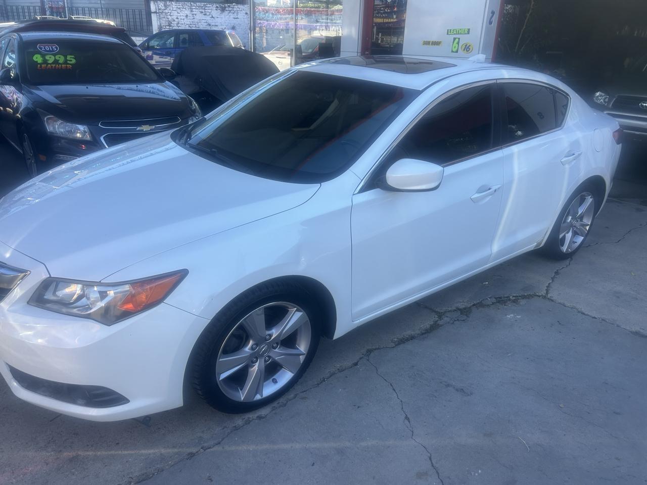 Acura ILX 4dr Sdn 2.0L Tech Pkg 2014