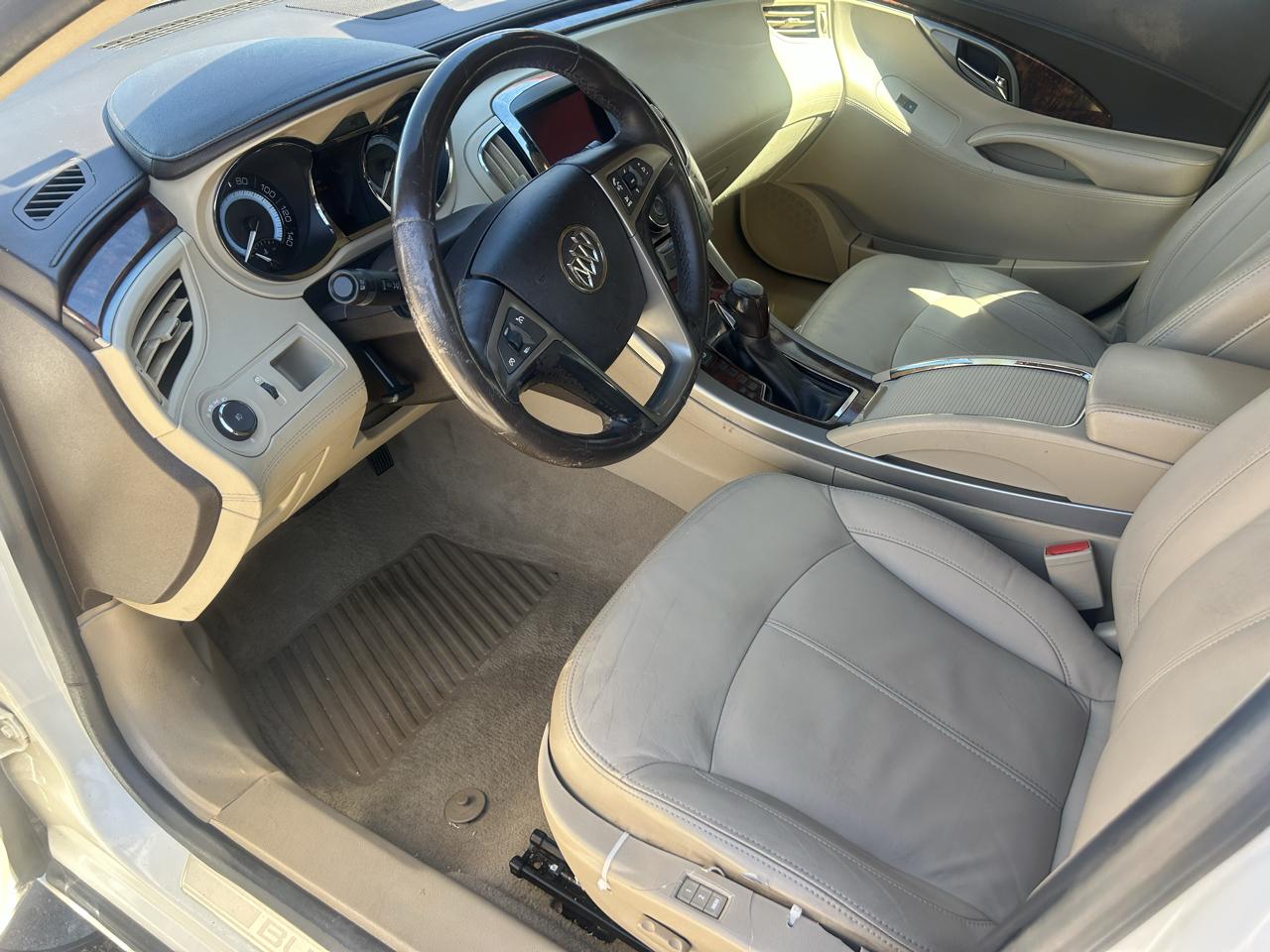 Buick LaCrosse 4dr Sdn Leather FWD 2013