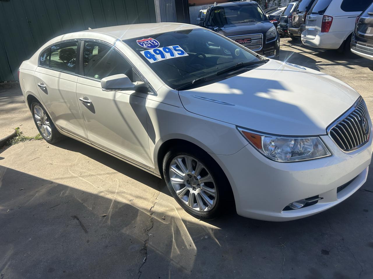 Buick LaCrosse 4dr Sdn Leather FWD 2013
