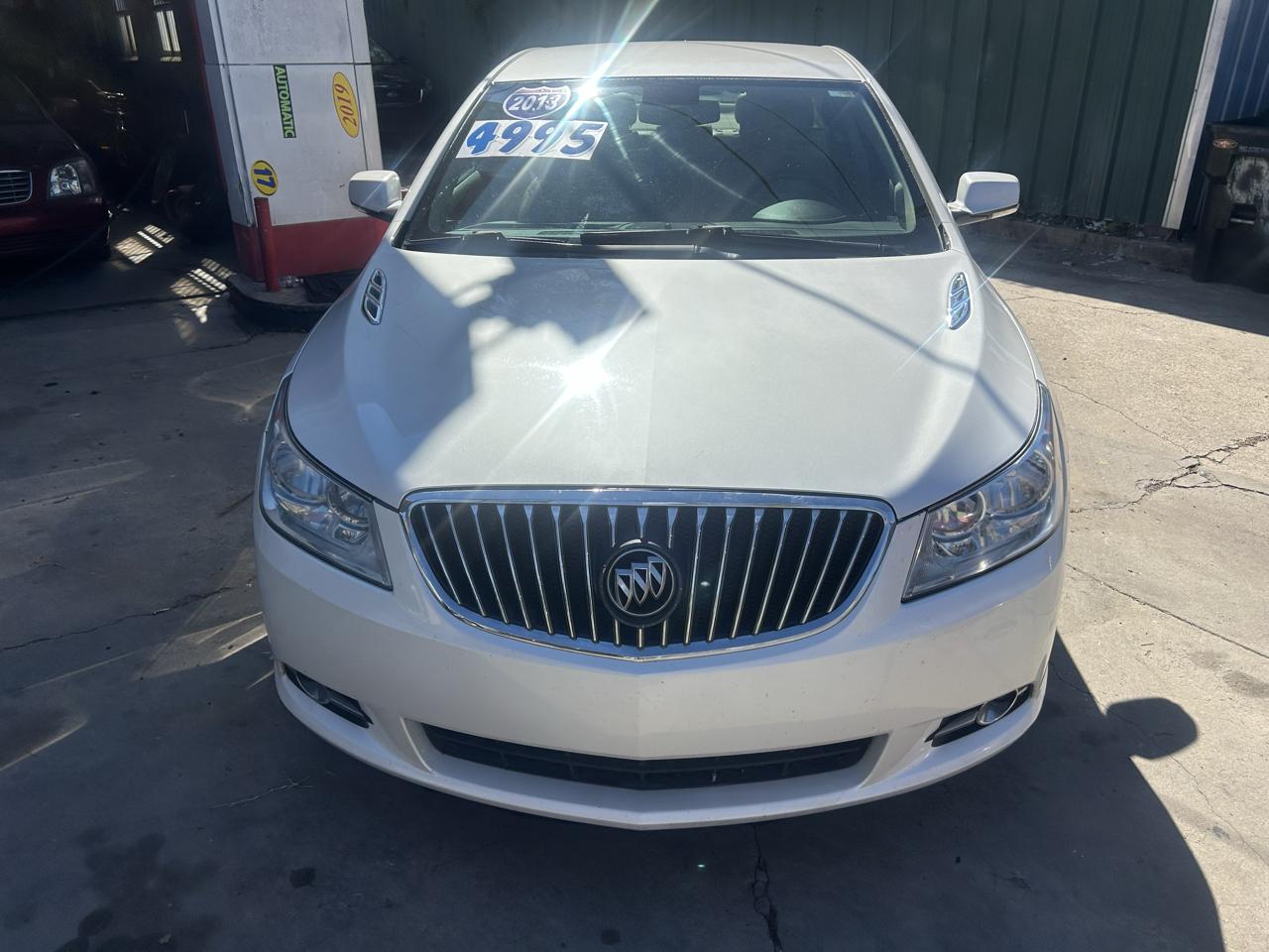 Buick LaCrosse 4dr Sdn Leather FWD 2013