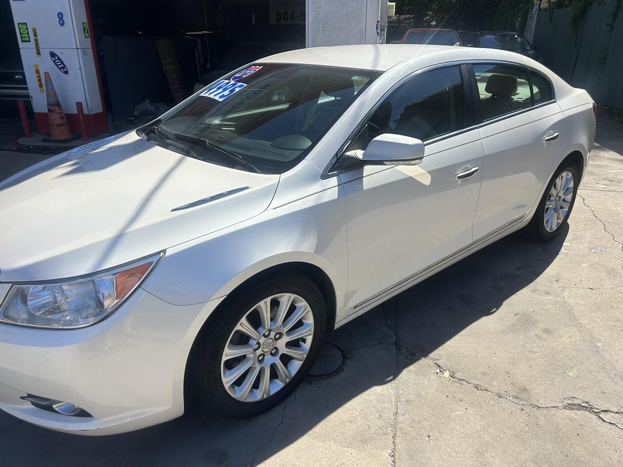 Buick LaCrosse 4dr Sdn Leather FWD 2013