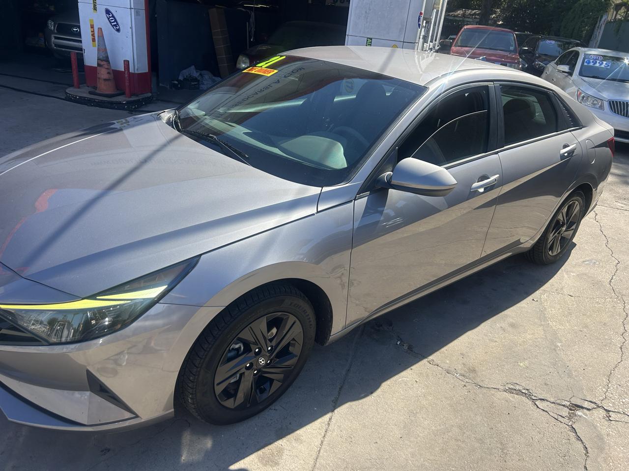 Hyundai Elantra SEL IVT 2021