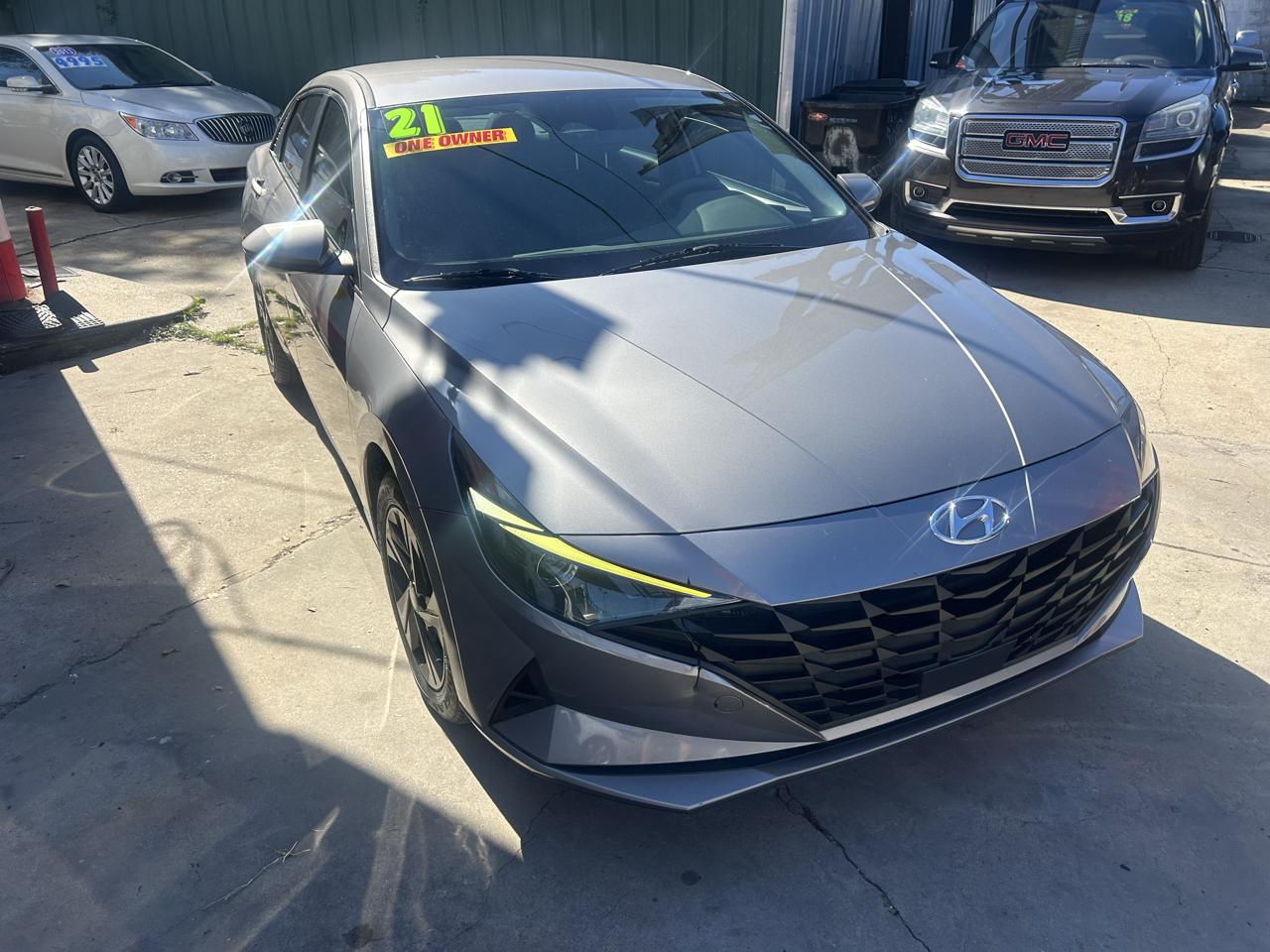 Hyundai Elantra SEL IVT 2021