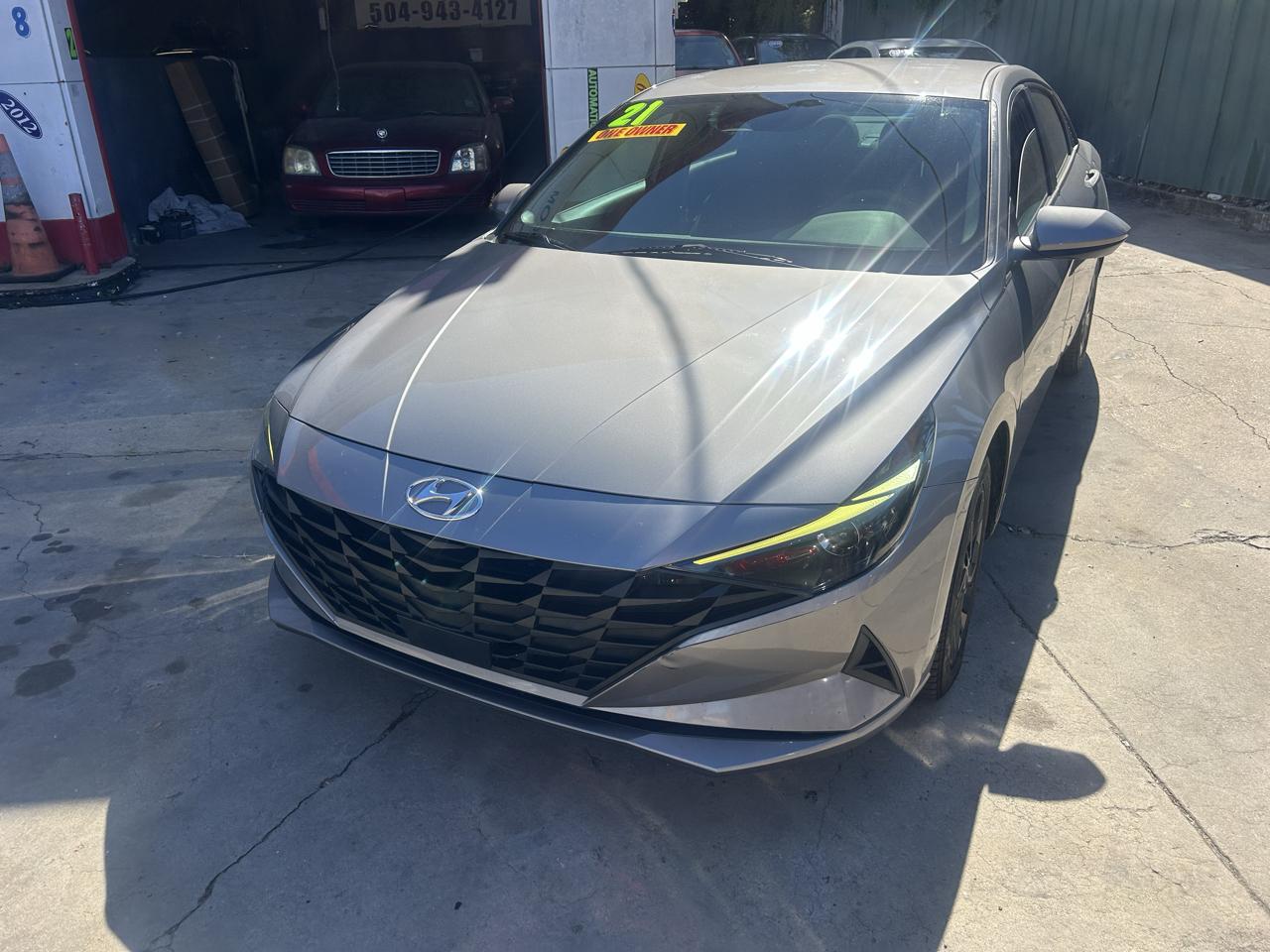 Hyundai Elantra SEL IVT 2021