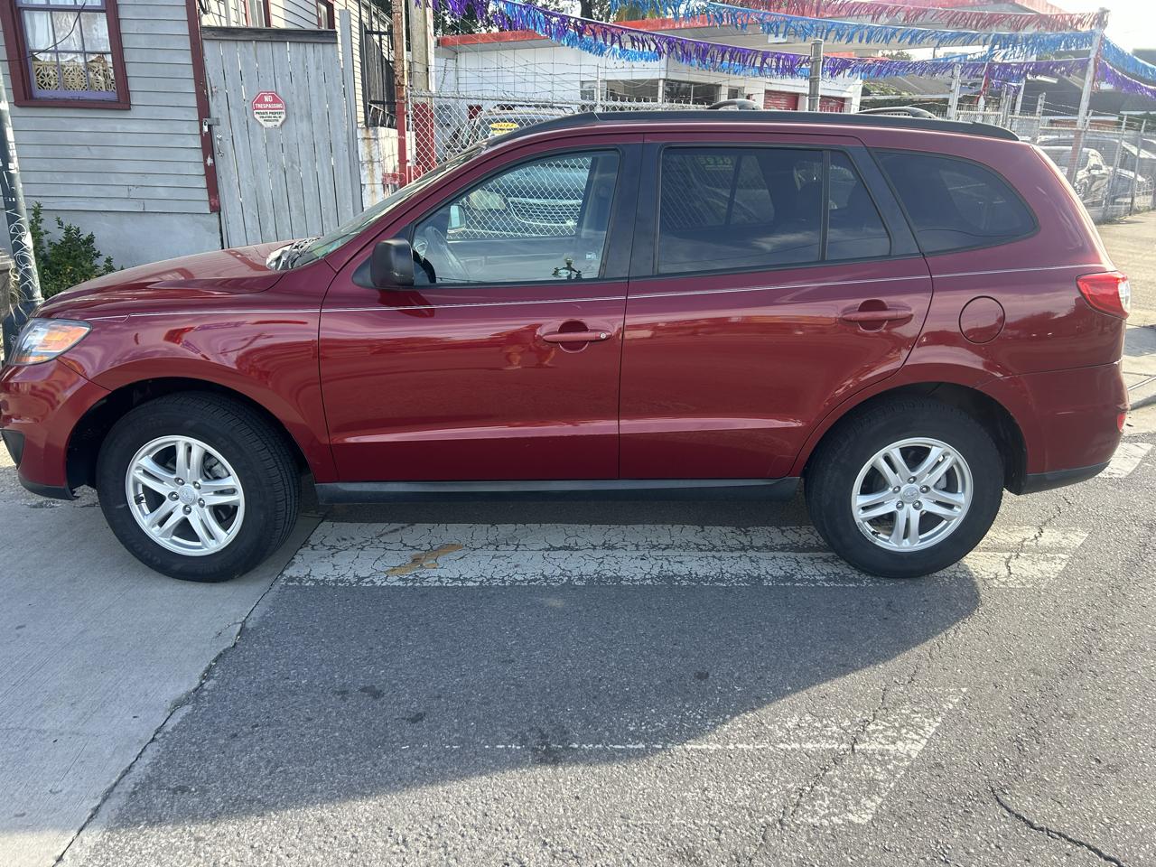 Hyundai Santa Fe FWD 4dr I4 Auto GLS 2011