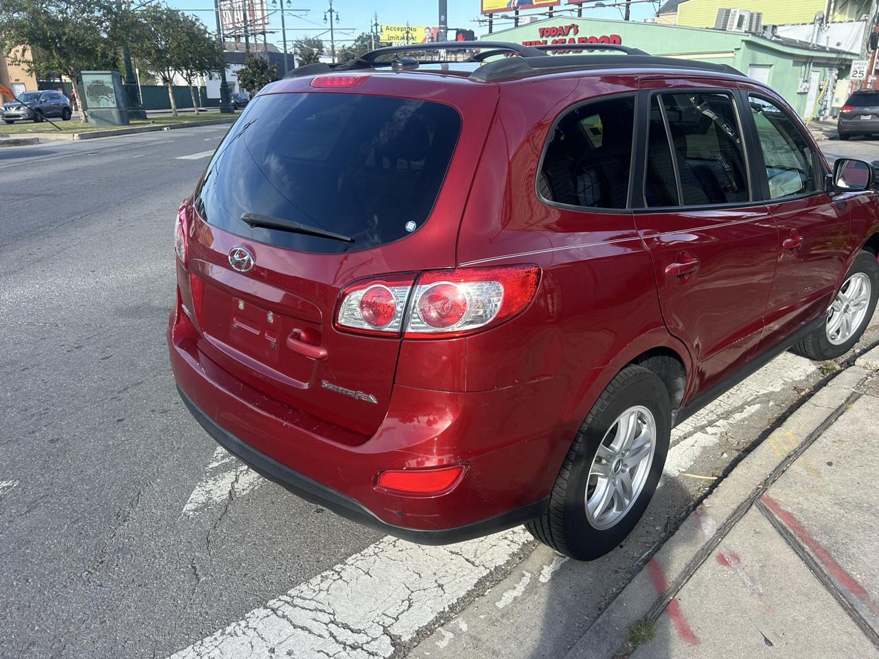 Hyundai Santa Fe FWD 4dr I4 Auto GLS 2011