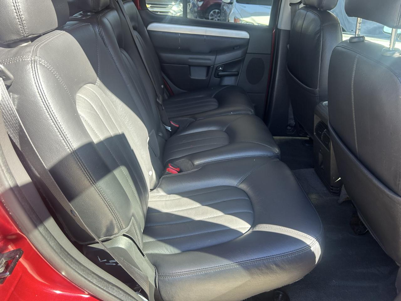 Mercury Mountaineer 4dr 114" WB Convenience 2004