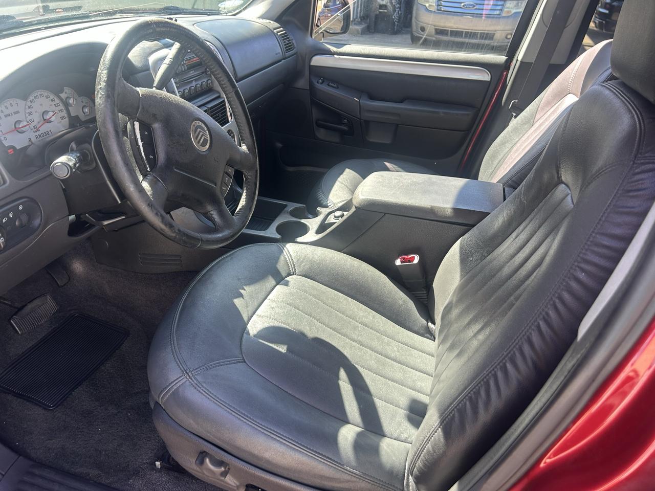 Mercury Mountaineer 4dr 114" WB Convenience 2004
