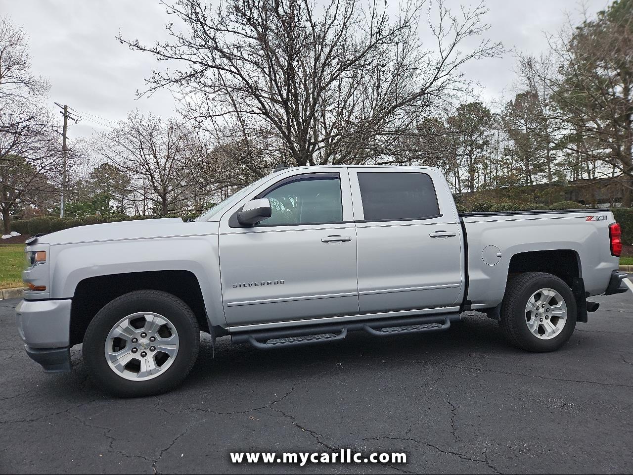 2018 Chevrolet Silverado 1500 4WD Crew Cab 143.5" LT w/2LT