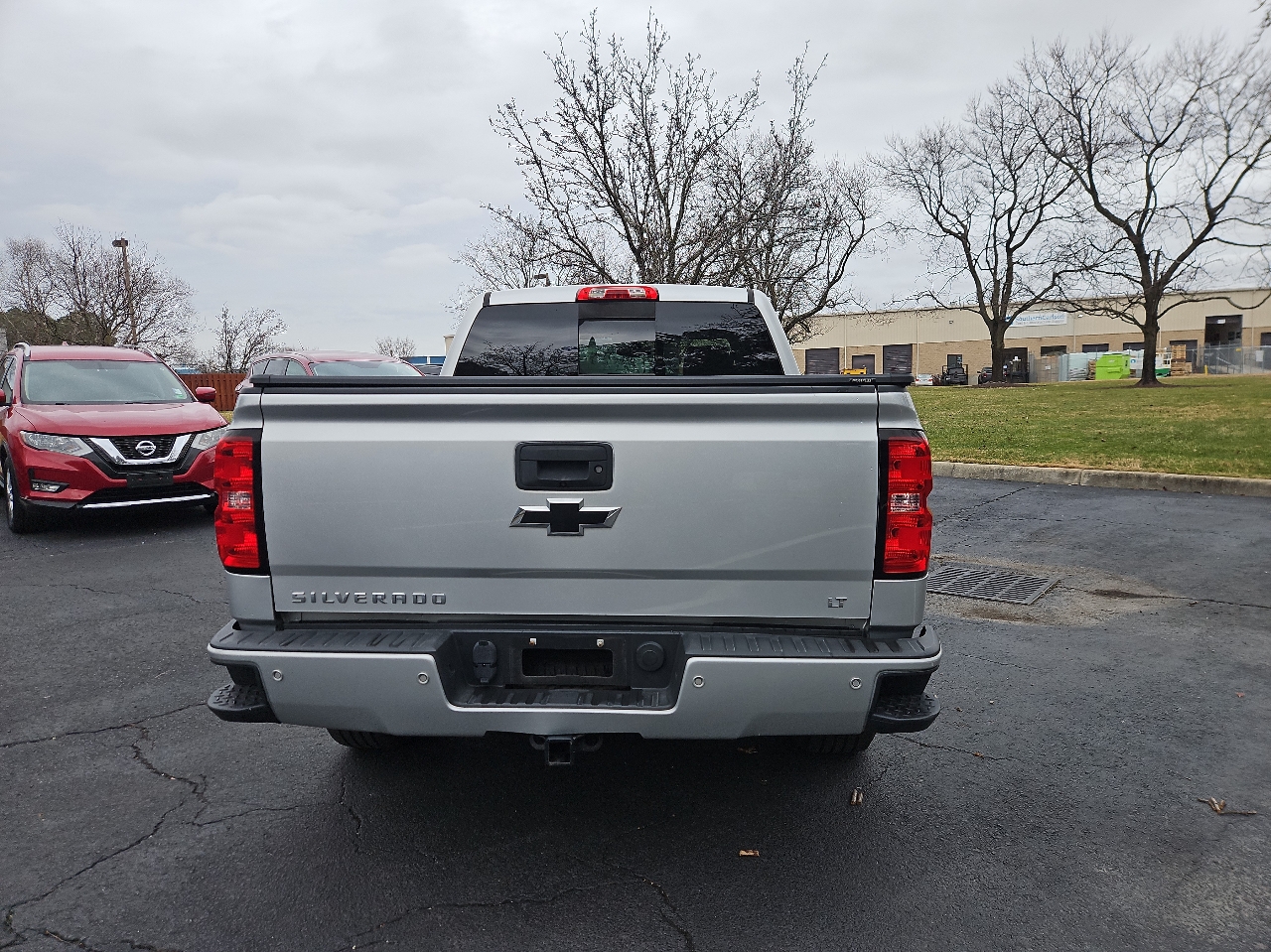 Chevrolet Silverado 1500 4WD Crew Cab 143.5" LT w/2LT 2018