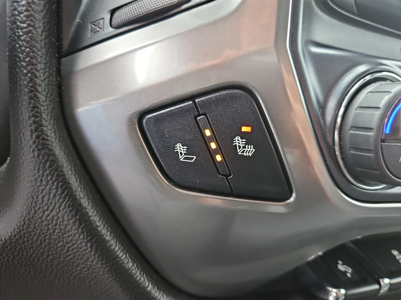 Chevrolet Silverado 1500 4WD Crew Cab 143.5" LT w/2LT 2018