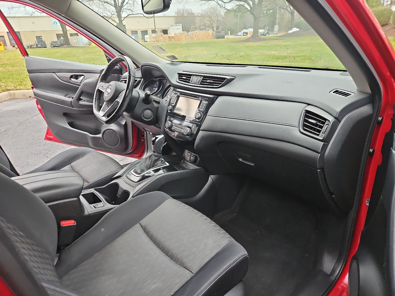 Nissan Rogue AWD SV 2017