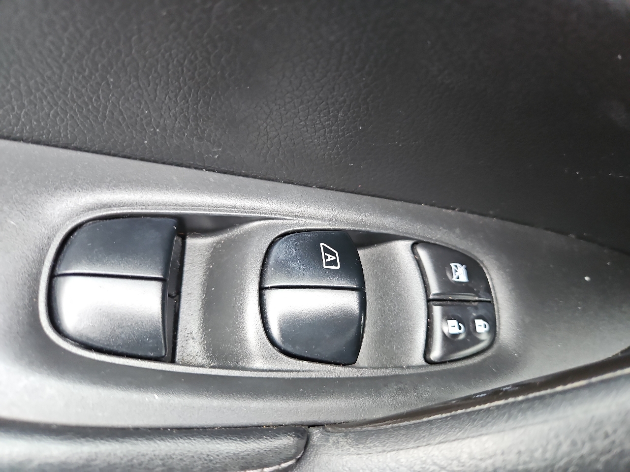 Nissan Rogue AWD SV 2017