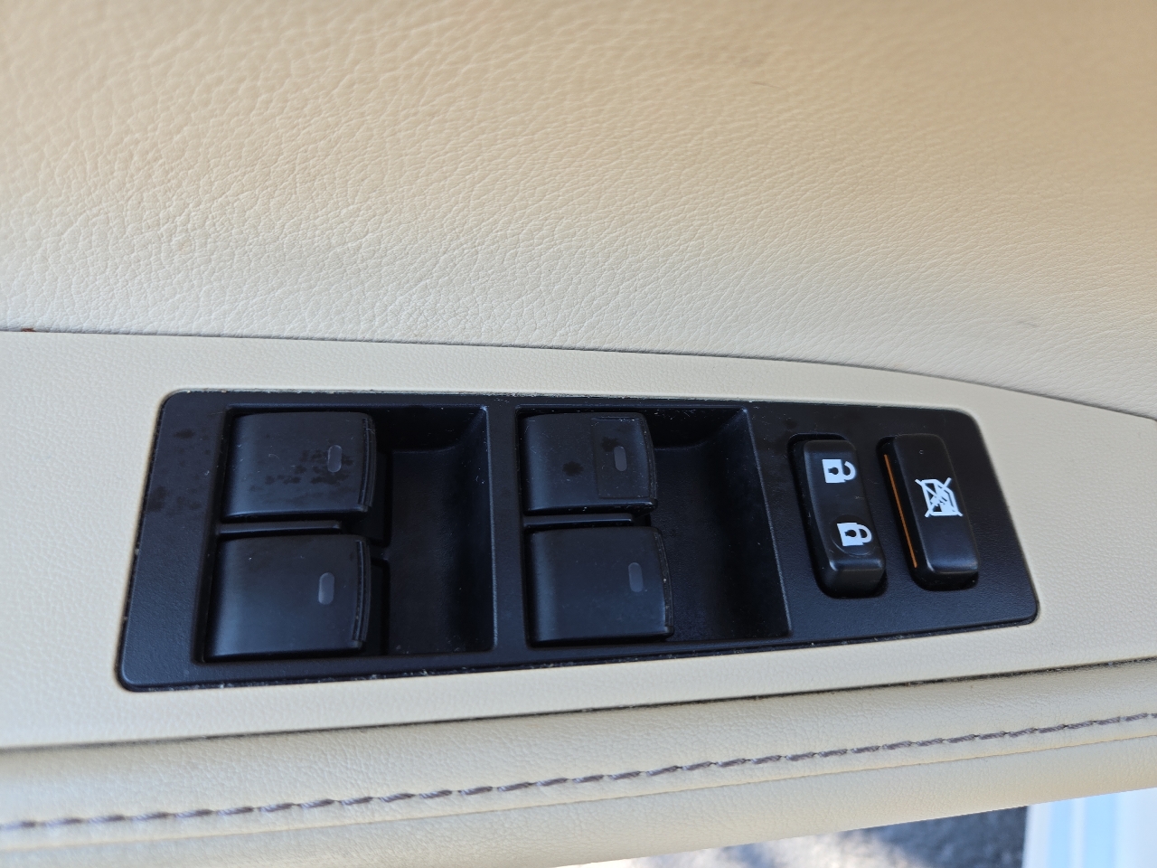 Lexus ES 350 4dr Sdn 2013