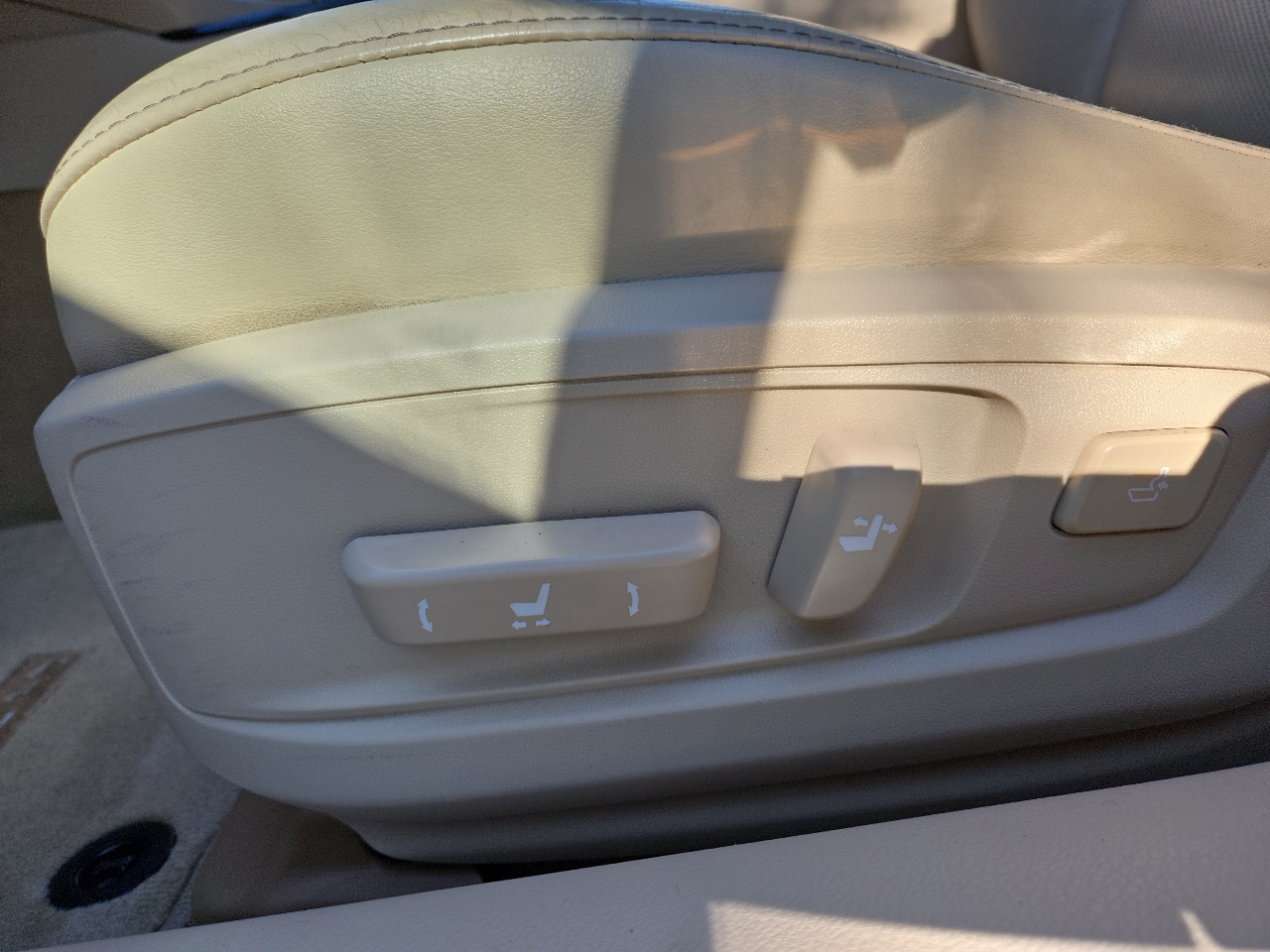 Lexus ES 350 4dr Sdn 2013