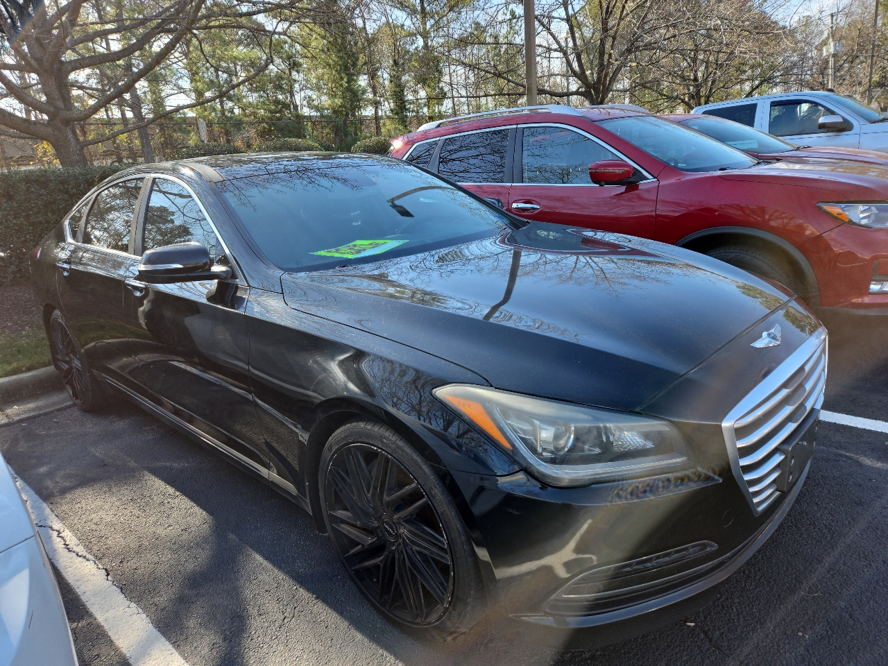 Hyundai Genesis 4dr Sdn V6 3.8L RWD 2015