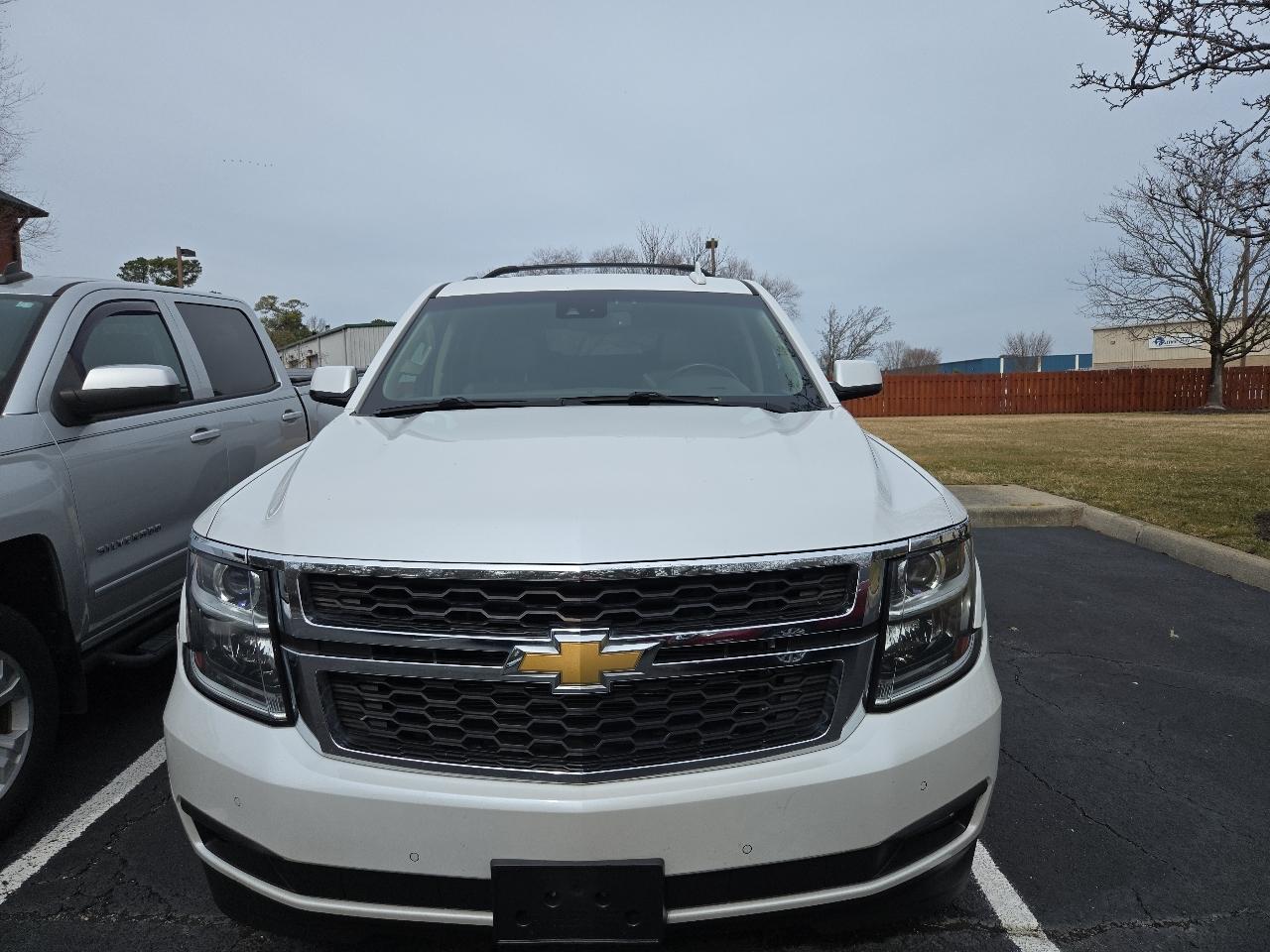 Chevrolet Suburban 4WD 4dr 1500 LT 2016