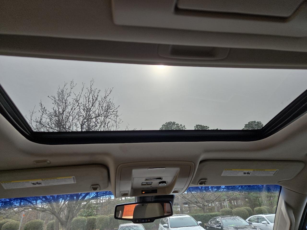 Chevrolet Suburban 4WD 4dr 1500 LT 2016