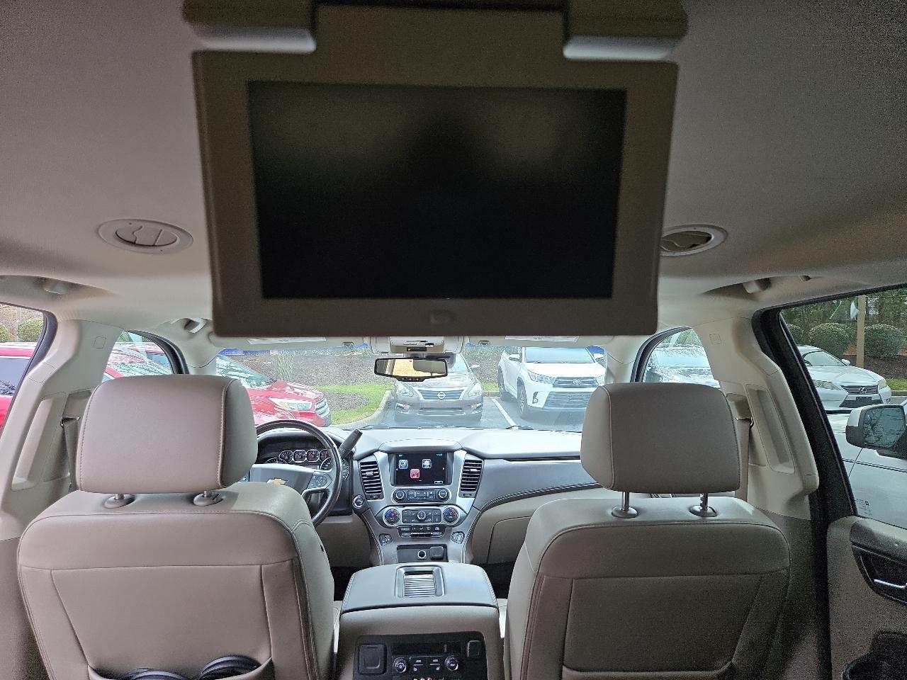 Chevrolet Suburban 4WD 4dr 1500 LT 2016