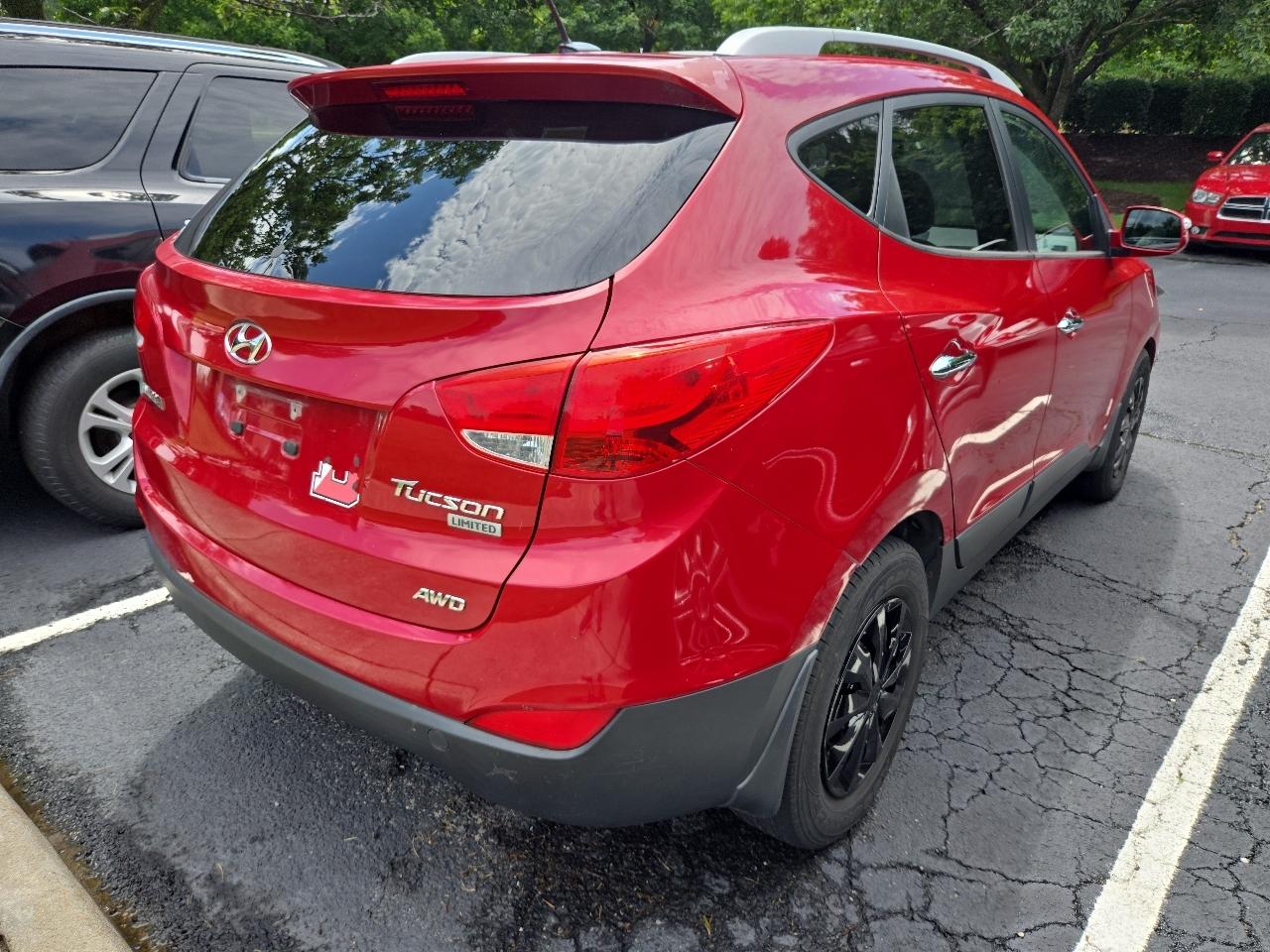 Hyundai Tucson AWD 4dr Auto Limited PZEV 2011