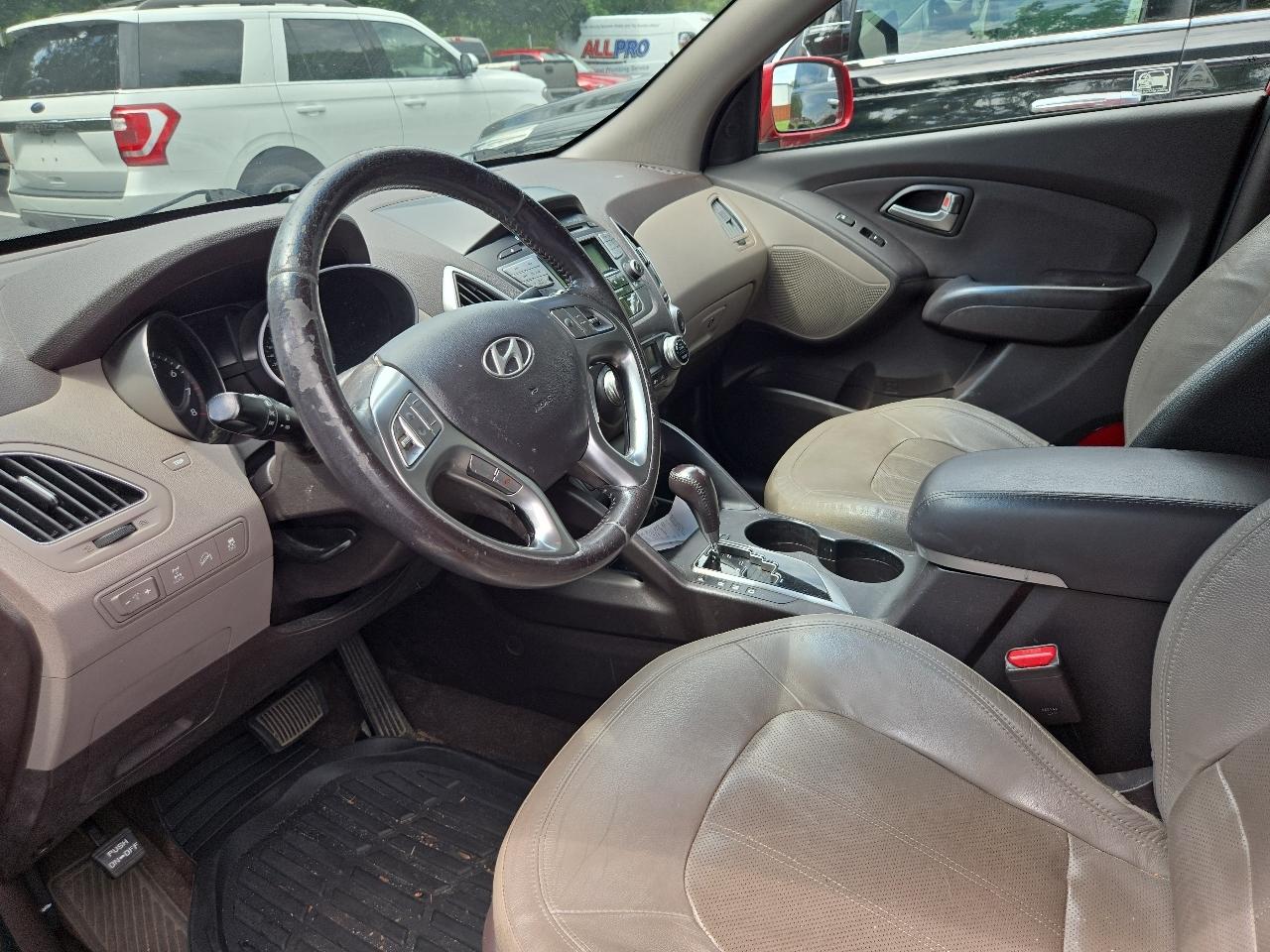 Hyundai Tucson AWD 4dr Auto Limited PZEV 2011