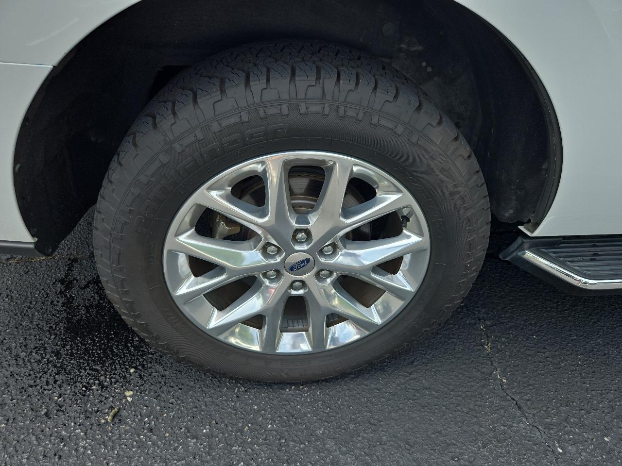 Ford Expedition XLT 4x4 2020