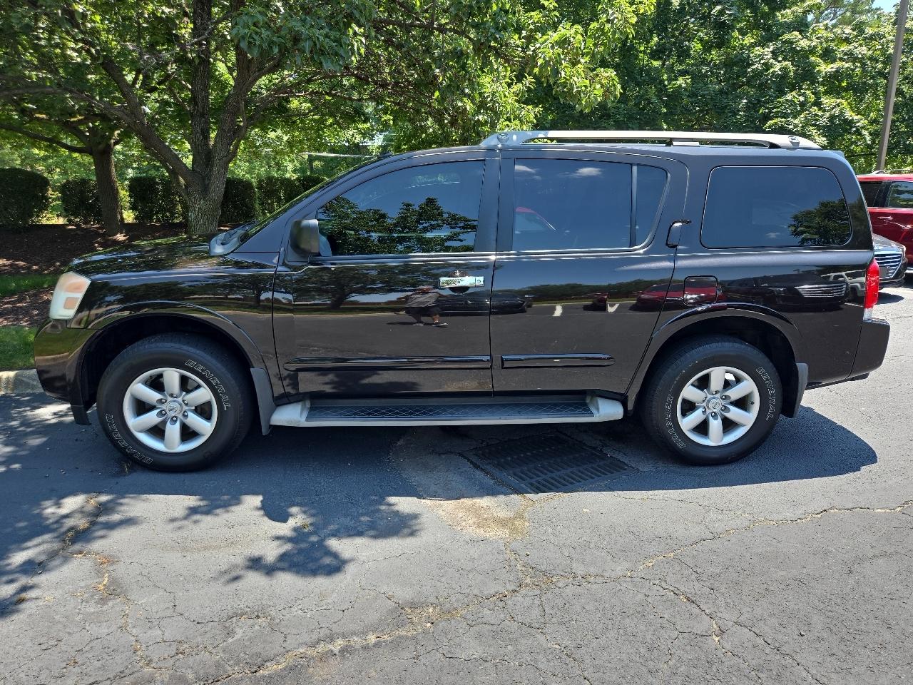 Nissan Armada 4WD 4dr SV 2014