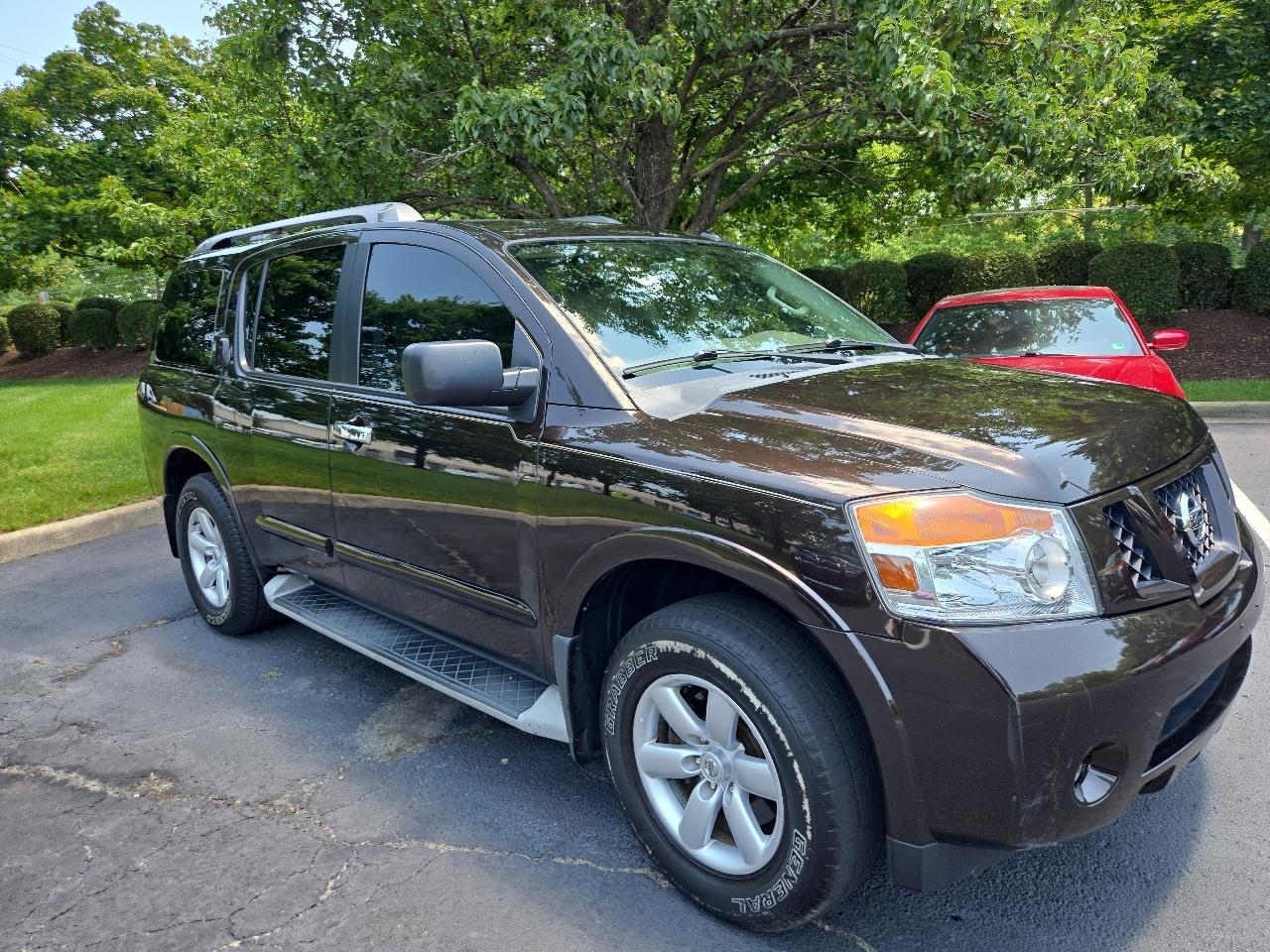 Nissan Armada 4WD 4dr SV 2014