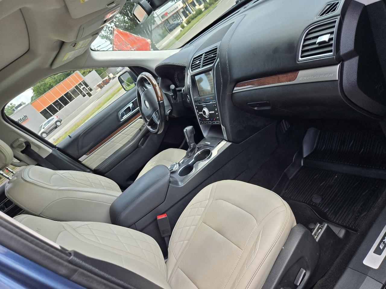 Ford Explorer Platinum 4WD 2018