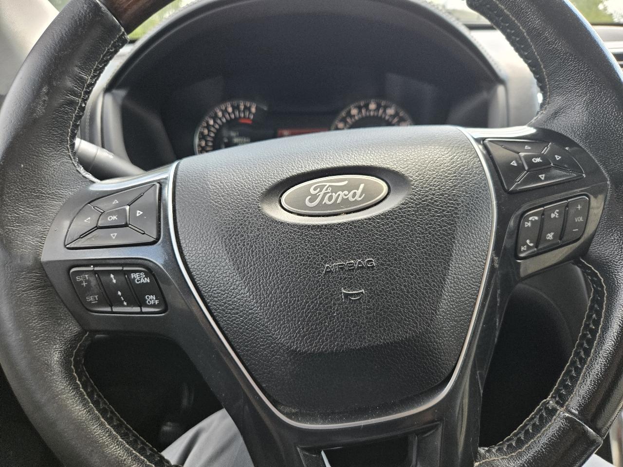 Ford Explorer Platinum 4WD 2018