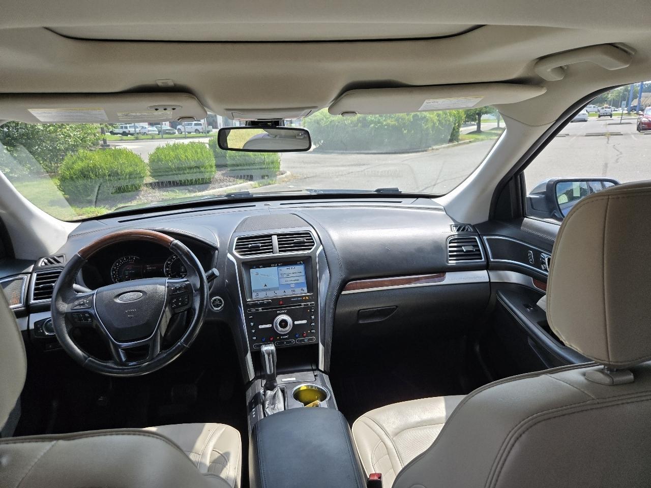 Ford Explorer Platinum 4WD 2018